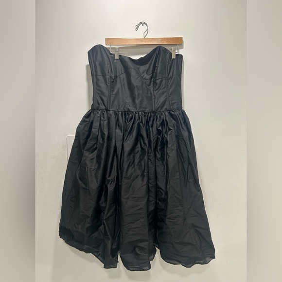 Selkie Black Swan Degas Dress - Strapless Balletcore - Picture 4 of 7
